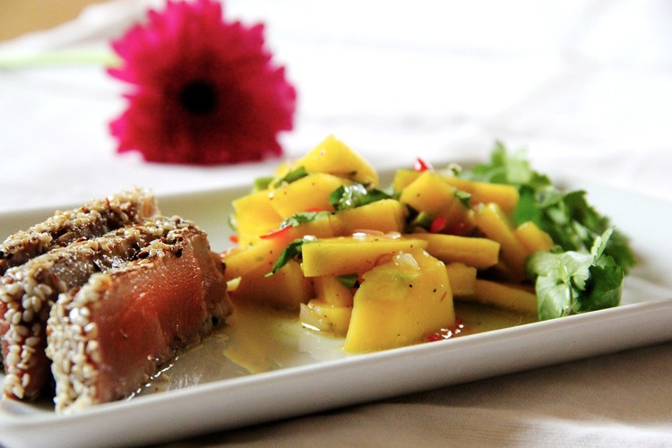 Gluten Free Sesame Seared Tuna with Mango - Gluten Free Recipe