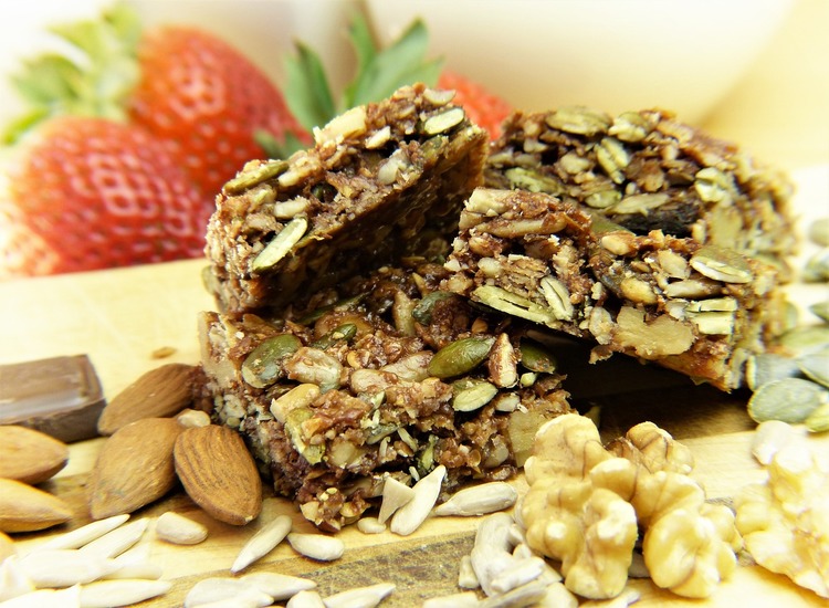 GlutenFree Recipe - Gluten Free Cereal Granola Bars with Almonds, Walnuts and Pumpkin Seeds